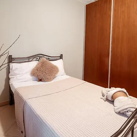 Loui's Garden House Apartman
