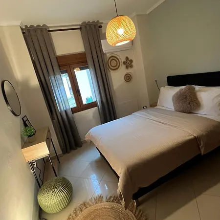 Loui's Garden House *